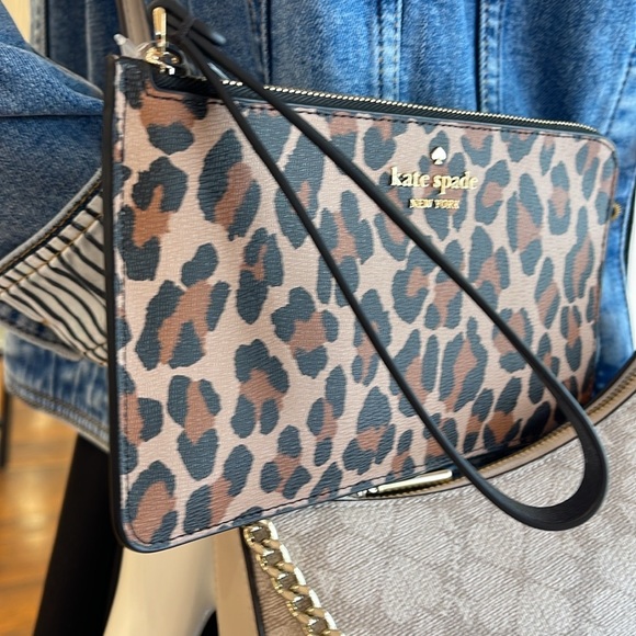 Kate Spade Lucy Leopard Medium L Zip Wristlet
Brown Multi Leopard 
NWT - Picture 13 of 16